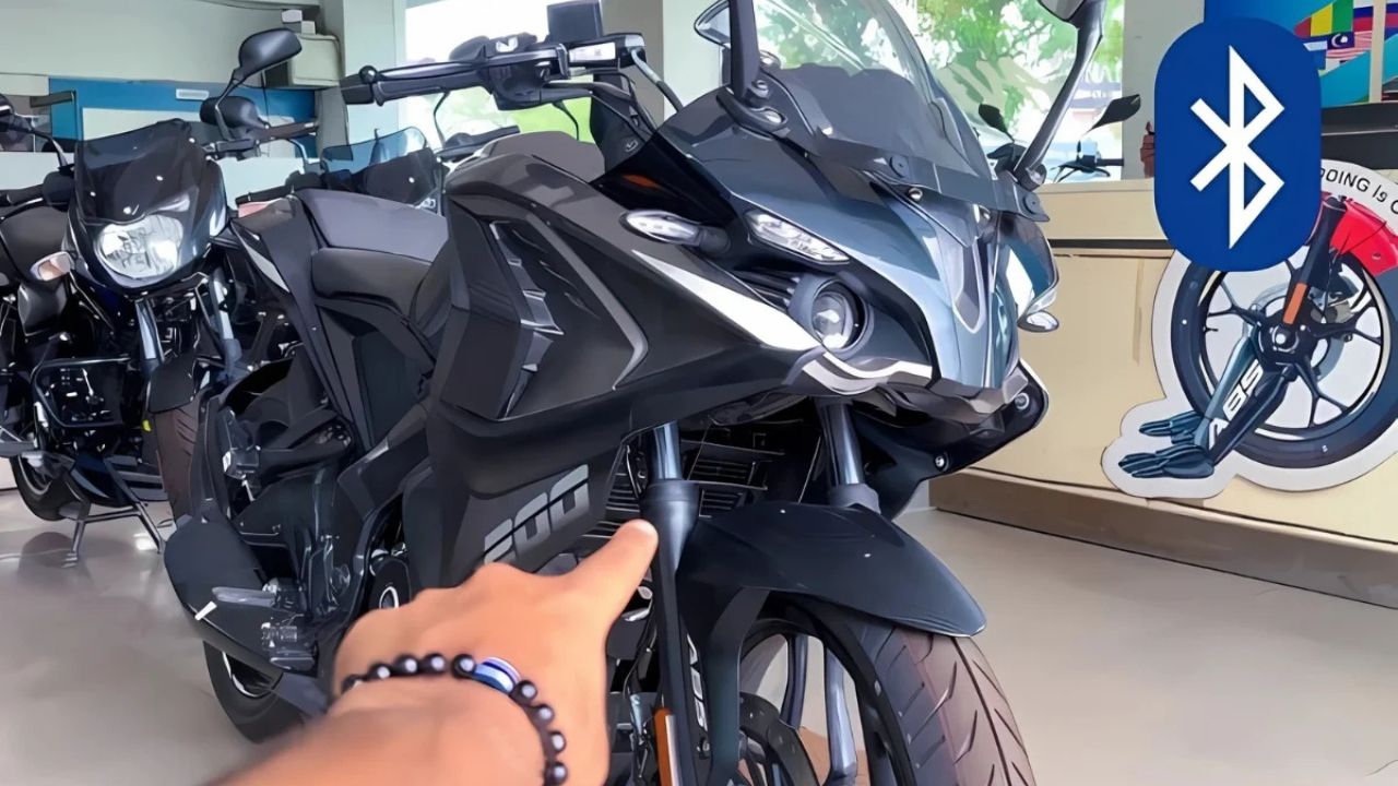 Bajaj Pulsar RS200 Bike